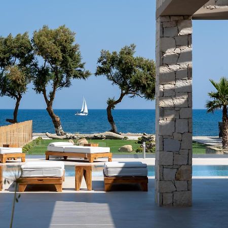 Artemis Seafront Villa, An Evanescence Sea Retreat, By Thinkvilla Tavronitis Eksteriør billede