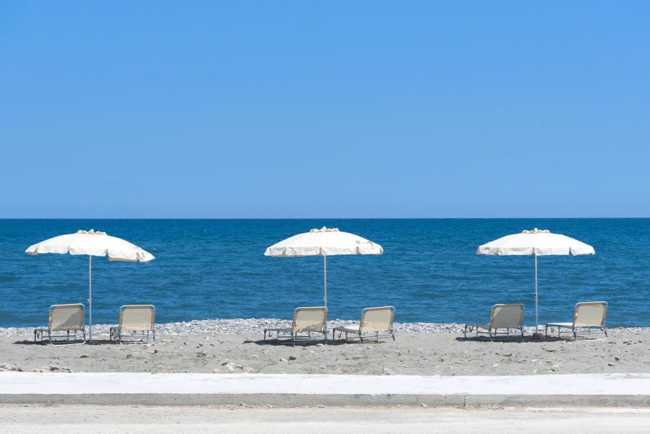 Artemis Seafront Villa, An Evanescence Sea Retreat, By Thinkvilla Tavronitis Eksteriør billede