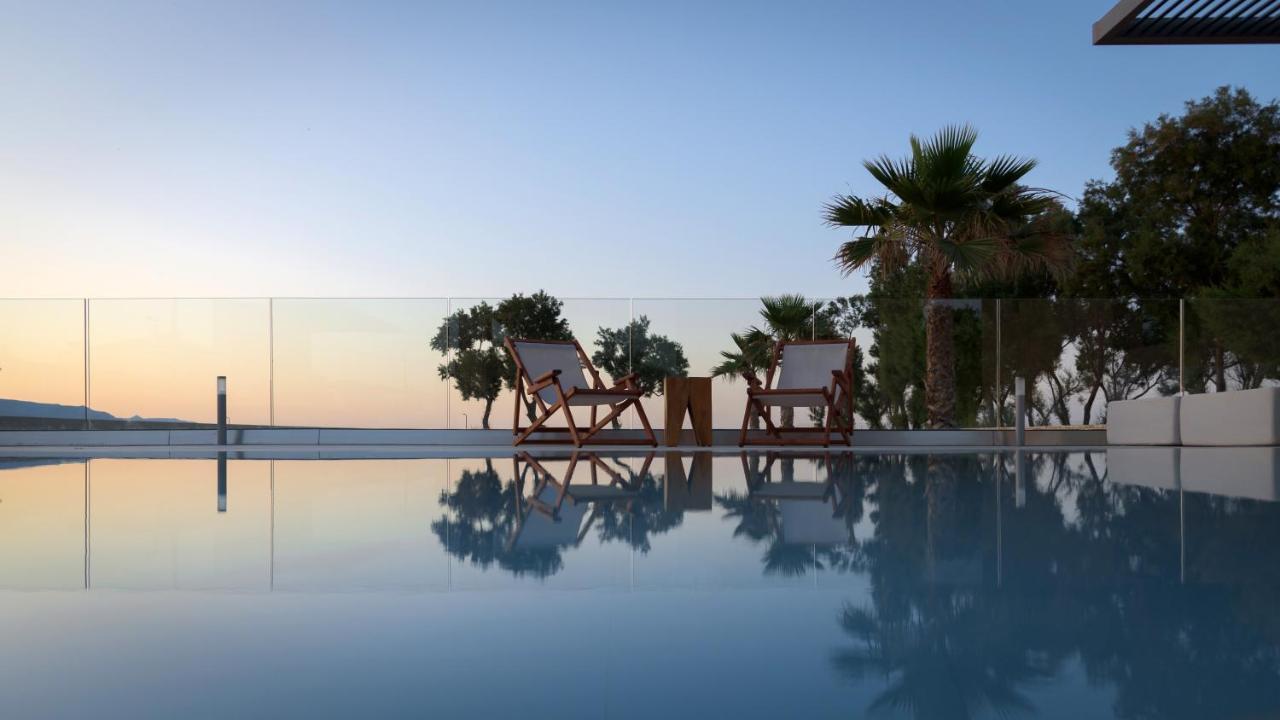 Artemis Seafront Villa, An Evanescence Sea Retreat, By Thinkvilla Tavronitis Eksteriør billede